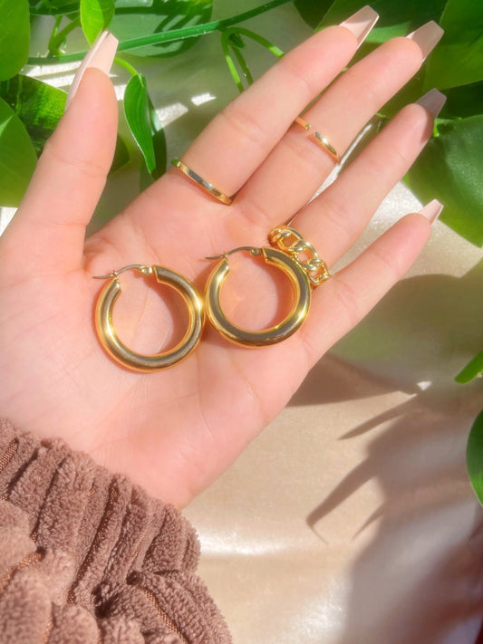 Chunky Classic Hoops